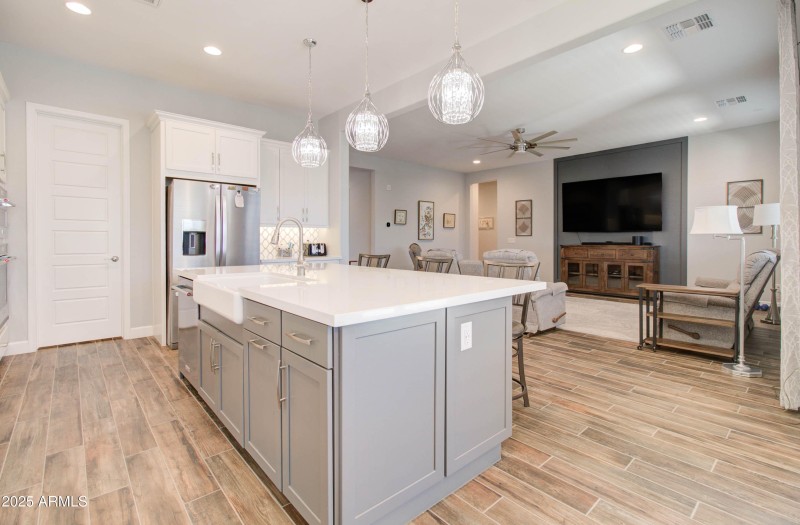 5057 N 185th Ave-53