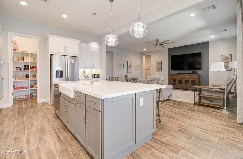 5057 N 185th Ave-54