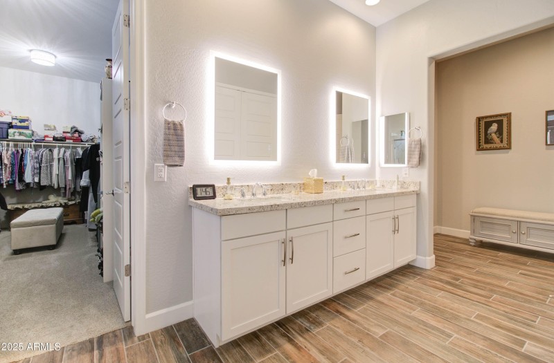 5057 N 185th Ave-88