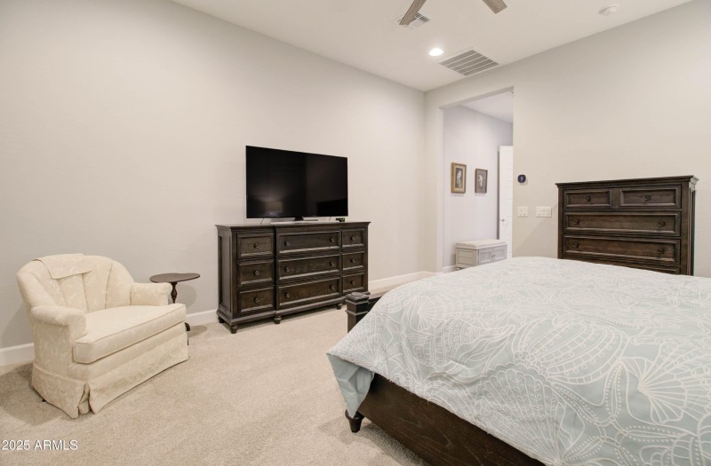 5057 N 185th Ave-99