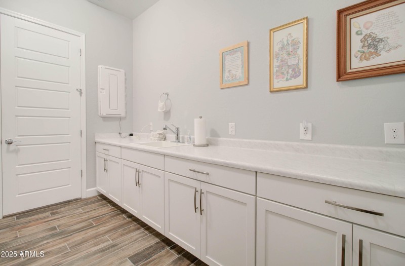 5057 N 185th Ave-103