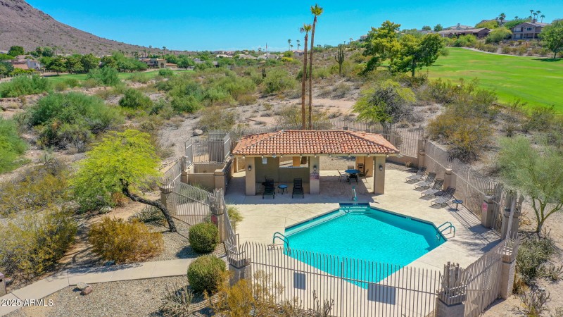 Drone_04_Community pools & Surrounding g