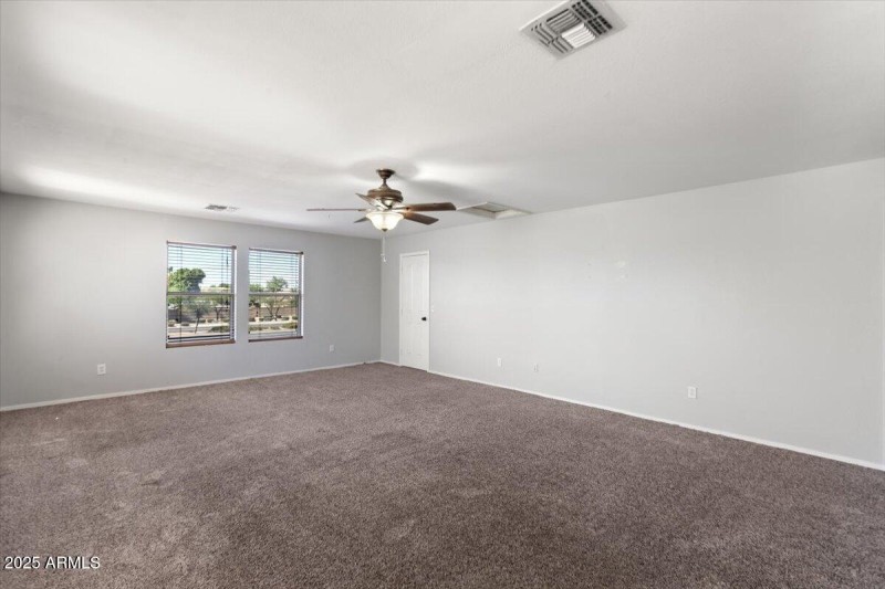 21-1312 E Clifton Ave