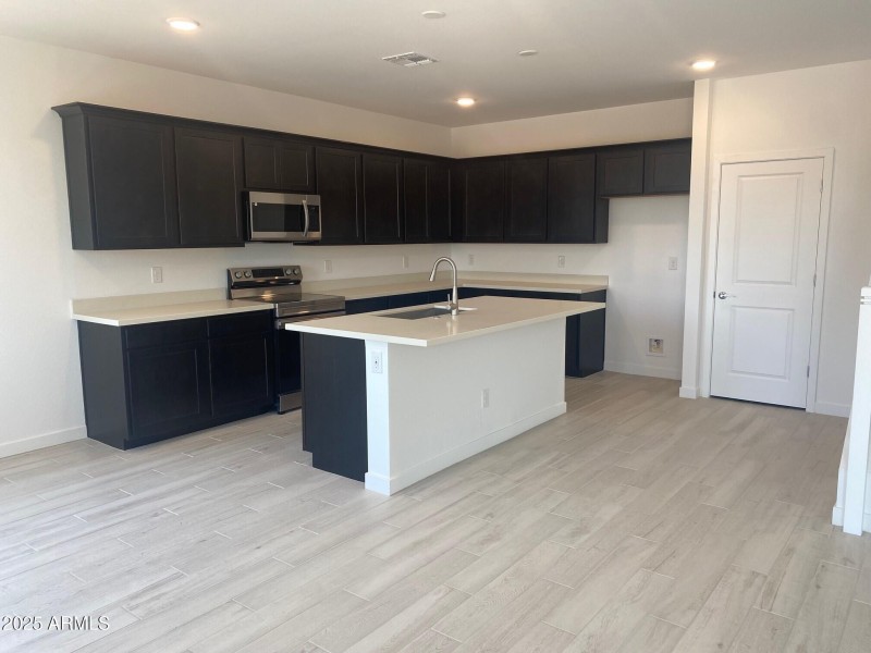 P19 Lot 33 Kitchen