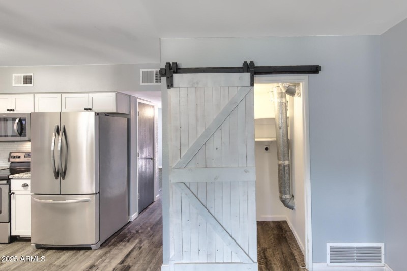 092273-1781 East Driftwood Circle