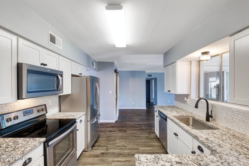 092123-1781 East Driftwood Circle