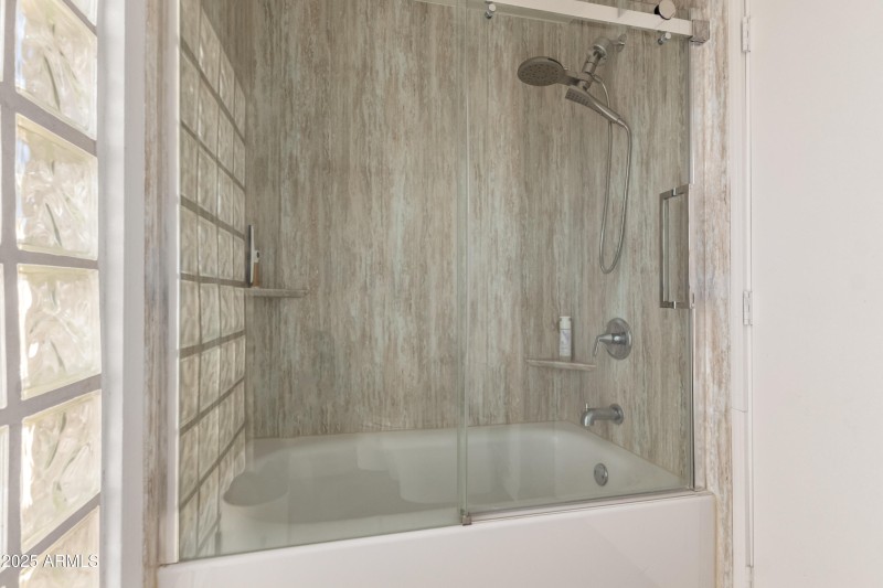 Rio Salado Primary bath shower combo