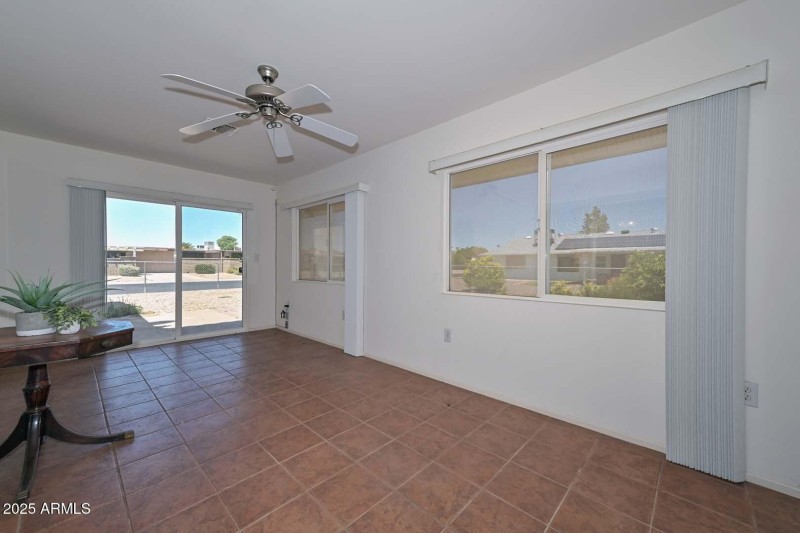 Arizona Room2