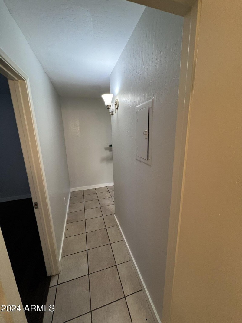 SW - Hallway G