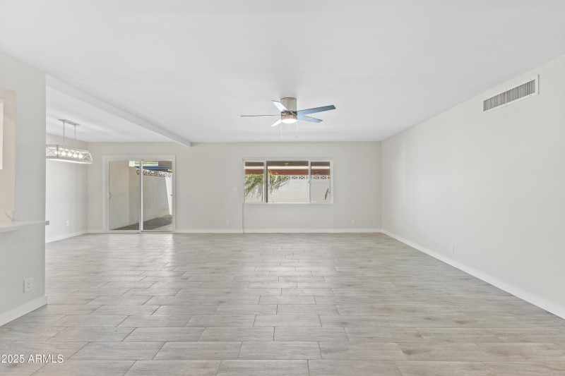 2518 E Osborn Rd-6