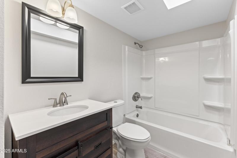 2518 E Osborn Rd-22