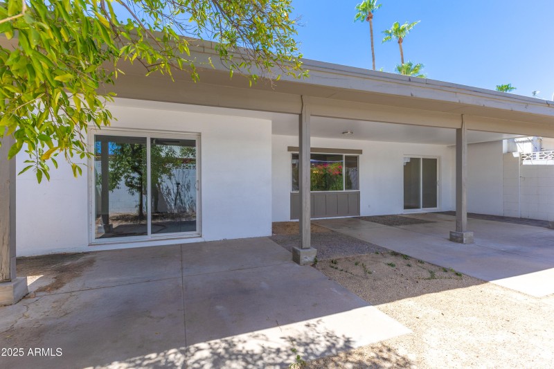 2518 E Osborn Rd-28