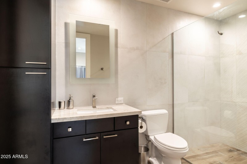 39-web-or-mls-6525-e-cave-creek-rd-31