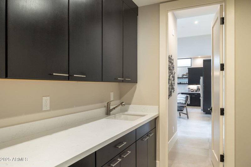 44-web-or-mls-6525-e-cave-creek-rd-31