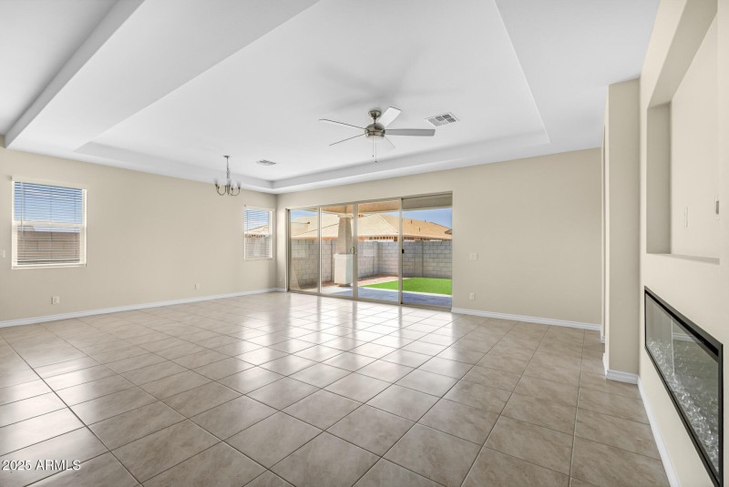 3)GREAT ROOM