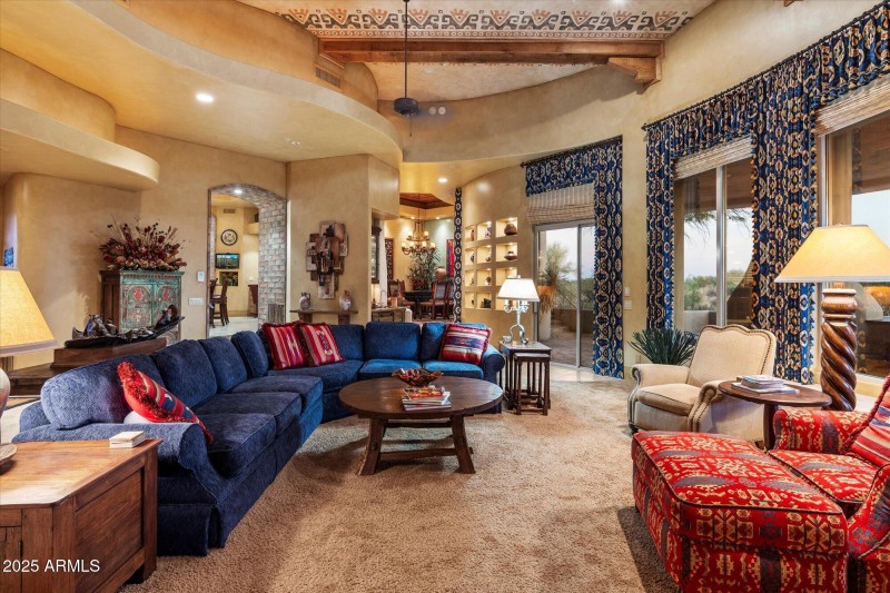 08-Living Room