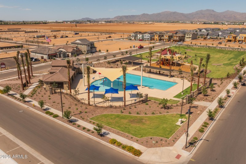 30)COMMUNITY POOL