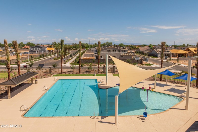 35)COMMUNITY POOL