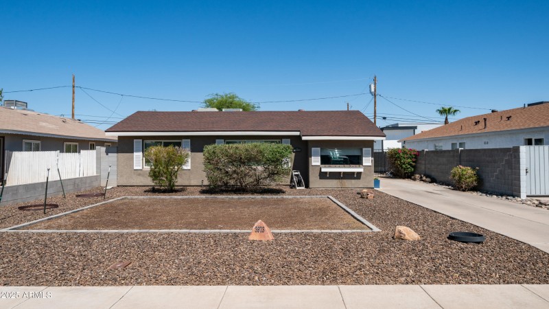 3973 N 14th Pl Exterior Photos-2