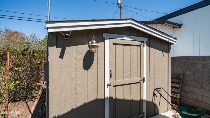 3973 N 14th Pl Exterior Photos-7