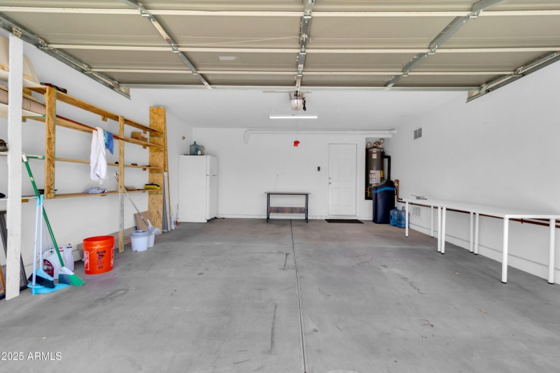 2626 S Southwind Dr-38
