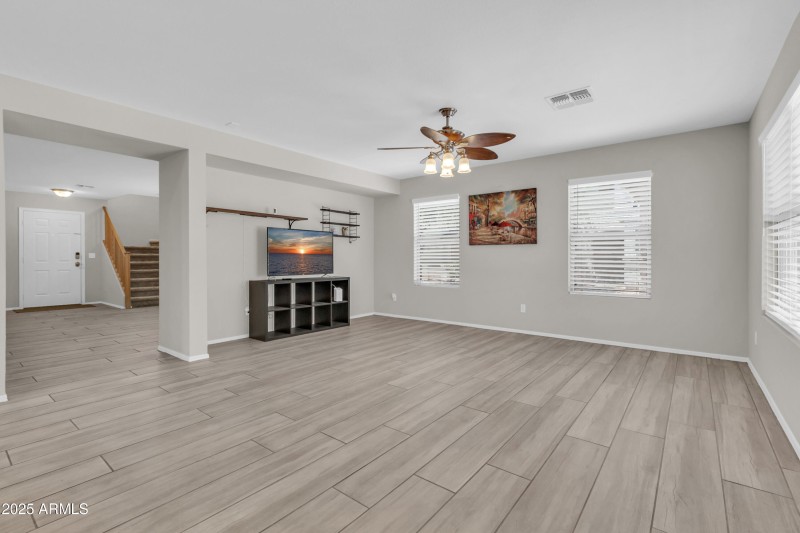 2626 S Southwind Dr-13