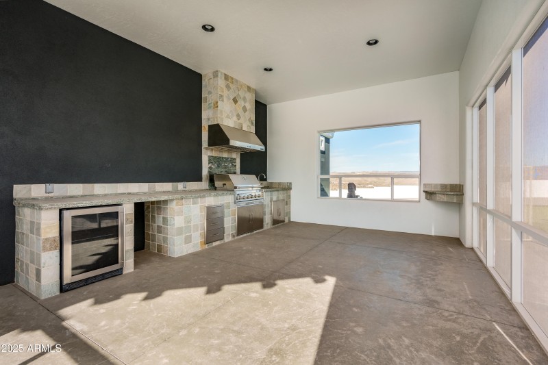 600 N Turquoise Way