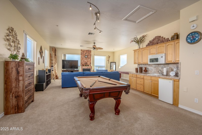 600 N Turquoise Way