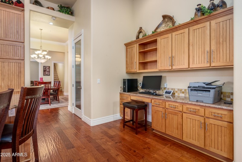 600 N Turquoise Way