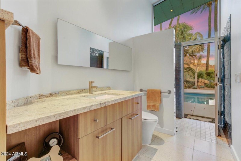 29-Bathroom 4