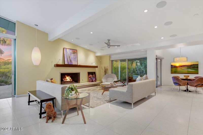 07-Living Room