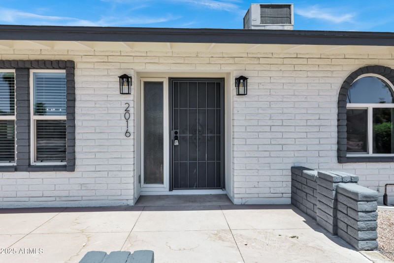 2016 E Elmwood St-4