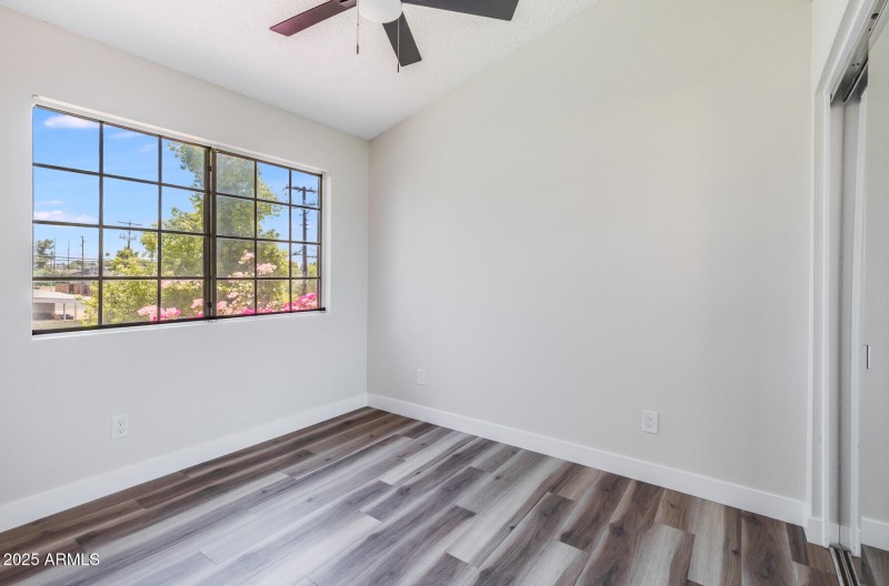 510 N ALma School Unit 145-32