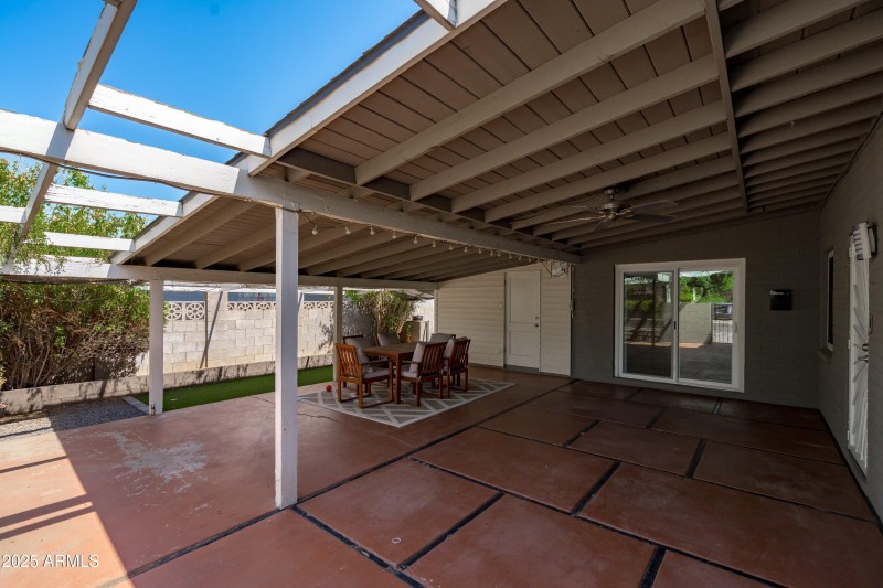 05-Front Covered Patio Area
