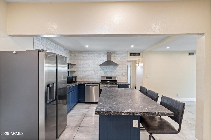 15-Kitchen