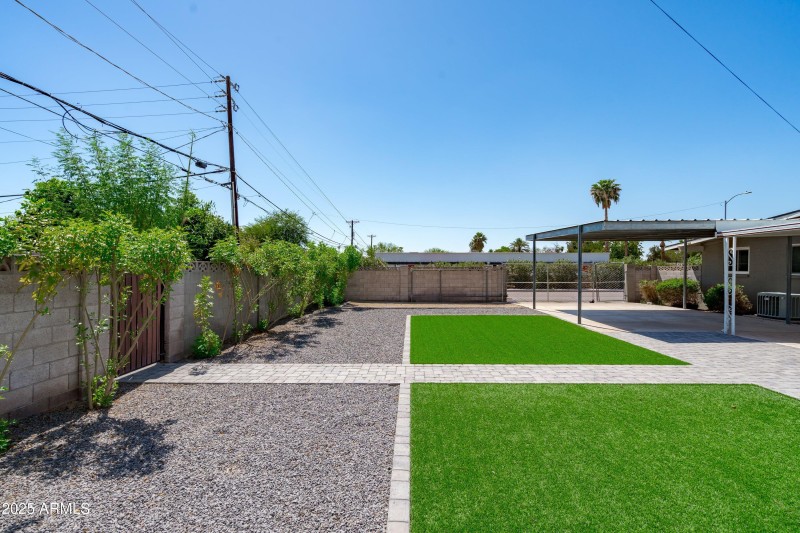 31-Backyard View