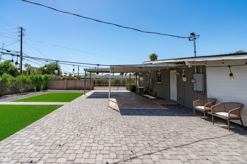 34-Covered Patio