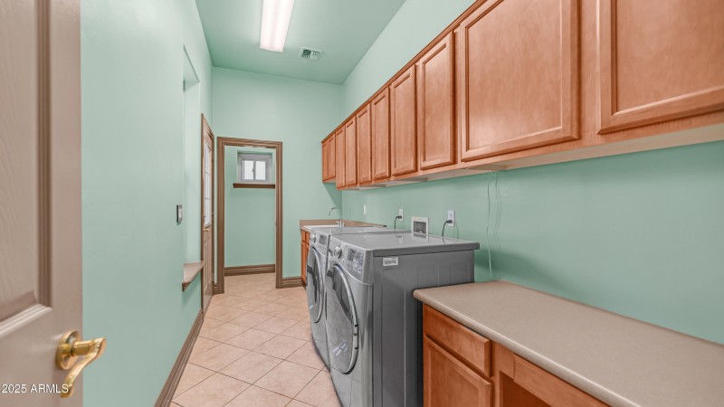 7467 S Rita Ln (39)