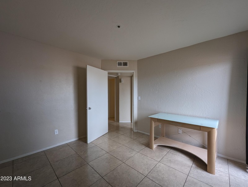 12123 W BELL RD #106