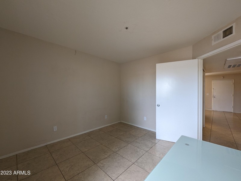 12123 W BELL RD #106