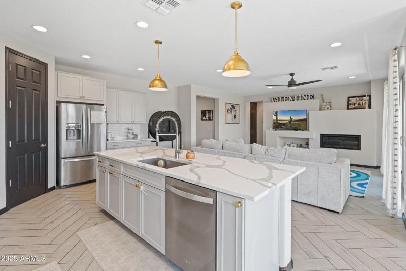 25967 W Sands Dr-31
