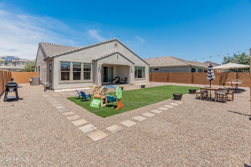 25967 W Sands Dr-38