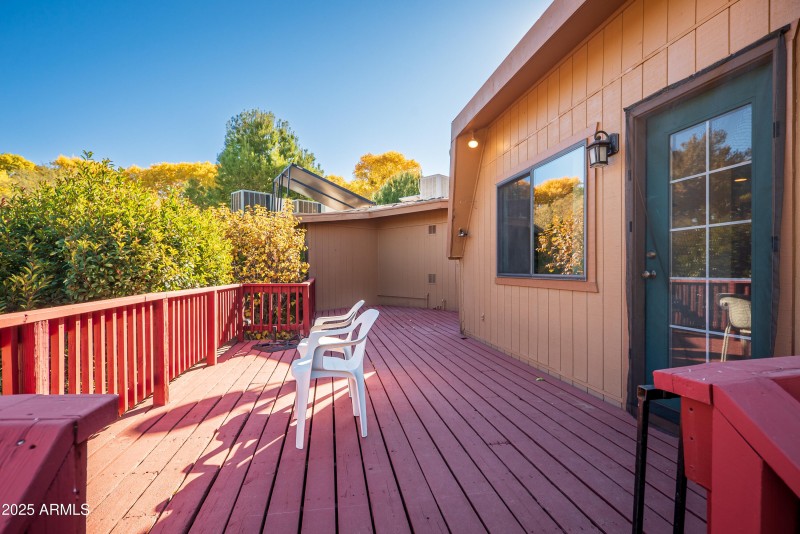 JL_10875EPearTreeDr-exteriors-11