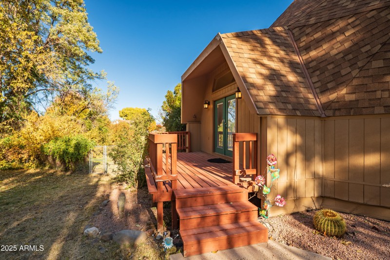 JL_10875EPearTreeDr-exteriors-05