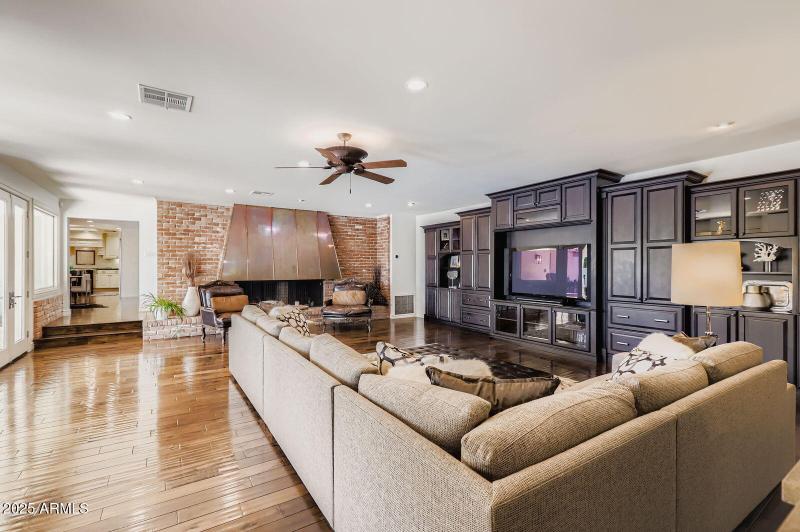 Bonus media/family room