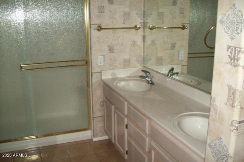 Sky Hawk Master Bath