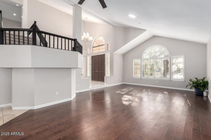 20250419205609422373000000-o