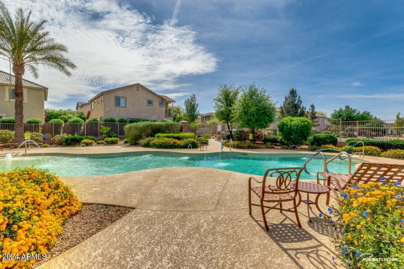 20180918230109737647000000-o