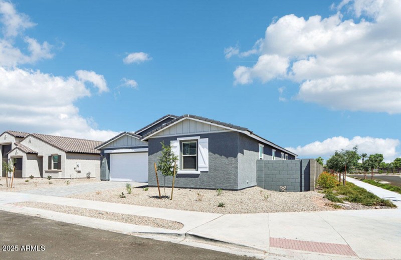 6-web-or-mls-W Paseo Way-S3007-006