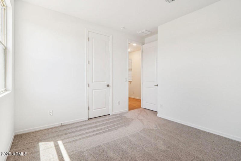 18-web-or-mls-W Paseo Way-S3007-018